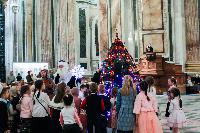 27 декабря 2017 года в Исаакиевском соборе по благословению митрополита Санкт-Петербургского и Ладожского Варсонофия состоялся традиционный благотворительный новогодний праздник для детей.