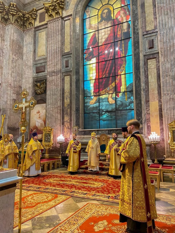 Служение митрополита Варсонофия в Исаакиевском соборе. 18 декабря 2022 год