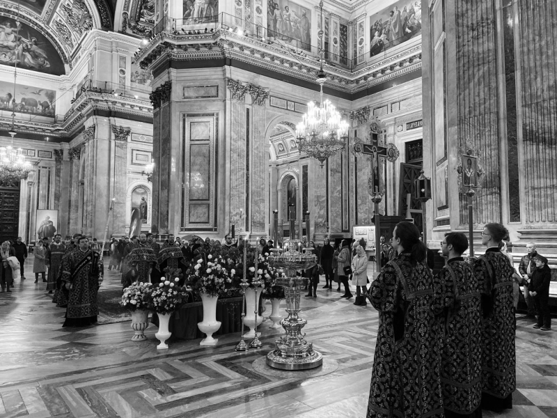 3 мая 2024 года. Утреня с чином погребения Господа нашего Иисуса Христа.