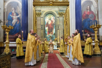 В Неделю 28-ю по Пятидесятнице, 21 декабря, митрополит Санкт-Петербургский и Ладожский Варсонофий совершил Божественную литургию в Исаакиевском соборе.