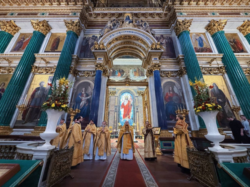 12 сентября 2025 года Исаакиевский собор отметил малый Престольный праздник - день памяти святого благоверного Великого князя Александра Невского.