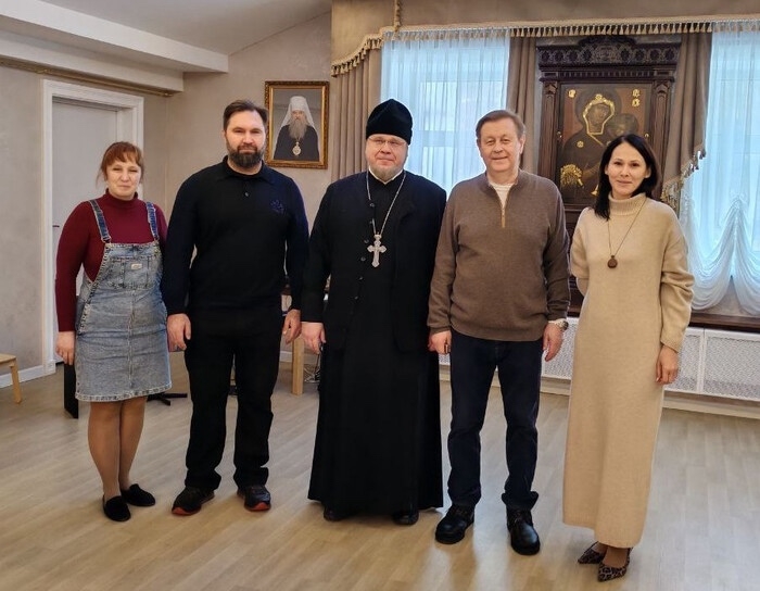 6 февраля, в день памяти небесной покровительницы Северной столицы — святой блаженной Ксении Петербургской, в Спасо-Парголовском храме состоялись праздничные торжества и значимая общественная встреча.