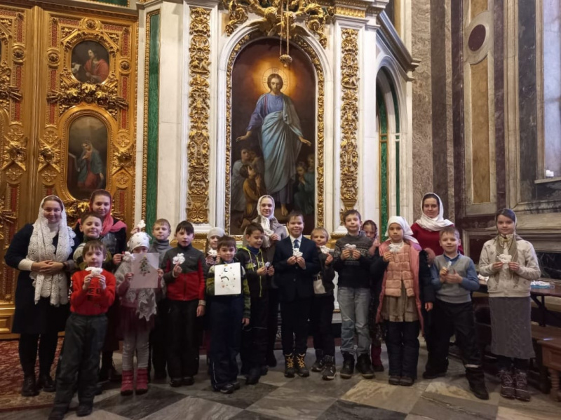 26 декабря состоялись традиционные занятия в воскресной школе Исаакиевского собора.