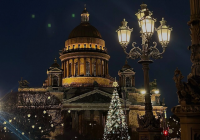 В преддверии Нового года по сложившейся традиции совершается молебен. Мы благодарим Господа за все, что произошло в предыдущий год, и простираем свой взор в будущее, прося у Господа помощи в нашей жизни и в наших делах в грядущем лете Его благости.