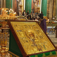 18 декабря 2022 года, в канун дня памяти Святителя Николая, архиепископа Мир Ликийских, чудотворца в Исаакиевском соборе было совершено Всенощное бдение.