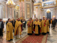 13 ноября 2022 года, в 22-ю неделю по Пятидесятнице, дня памяти новомучеников и исповедников Санкт-Петербургской митрополии в Исаакиевском соборе была совершена Божественная Литургия. 