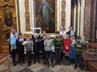 19 декабря во время Божественной Литургии состоялись занятия в Воскресной школе Исаакиевского собора.