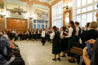 9 НОЯБРЯ 2025 ГОДА МОЛОДЕЖНЫЙ ХОР ИСААКИЕВСКОГО СОБОРА ВЫСТУПИЛ НА ВИТЕБСКОМ ВОКЗАЛЕ 