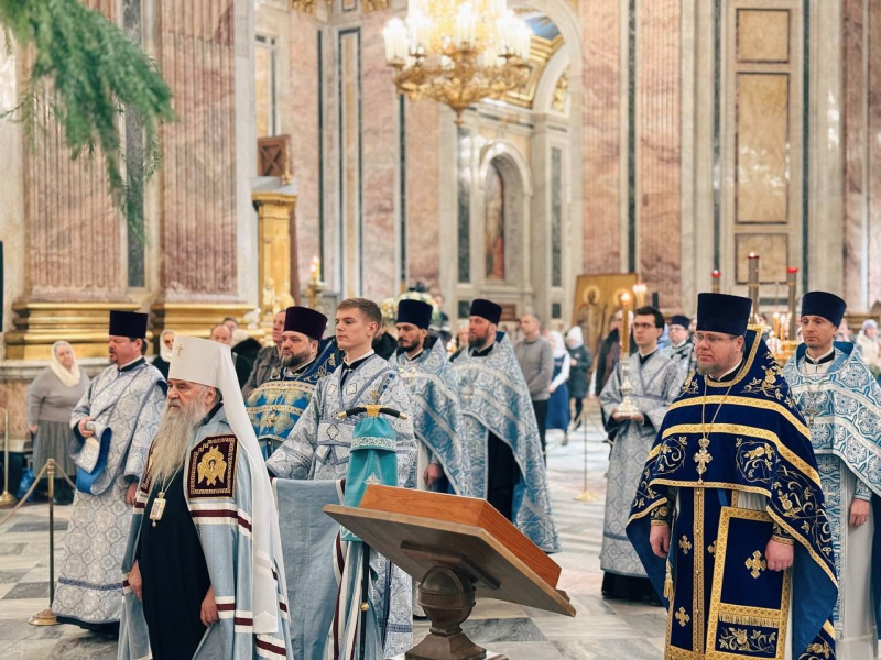 Служение митрополита Варсонофия в Исаакиевском соборе 16 февраля 2025 года.