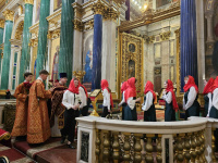 26 апреля 2026 года, в неделю 3-ю по Пасхе, святых жен-мироносиц в Исаакиевском соборе была совершена Божественная Литургия.