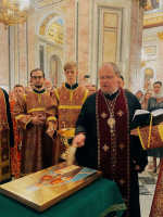 Приходу Исаакиевского собора передана в дар икона священномученика Вениамина, митрополита Петроградского. 