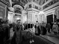 8 марта - первая Пассия в Исаакиевском соборе.