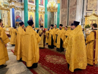 27 декабря 2025 года, в канун 29-й недели по Пятидесятнице, святых праотец в Исаакиевском соборе было совершено Всенощное бдение.