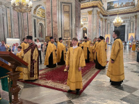 6 июня 2026 года, в канун 1-й недели по Пятидесятнице, всех святых, в Исаакиевском соборе было совершено Всенощное бдение.